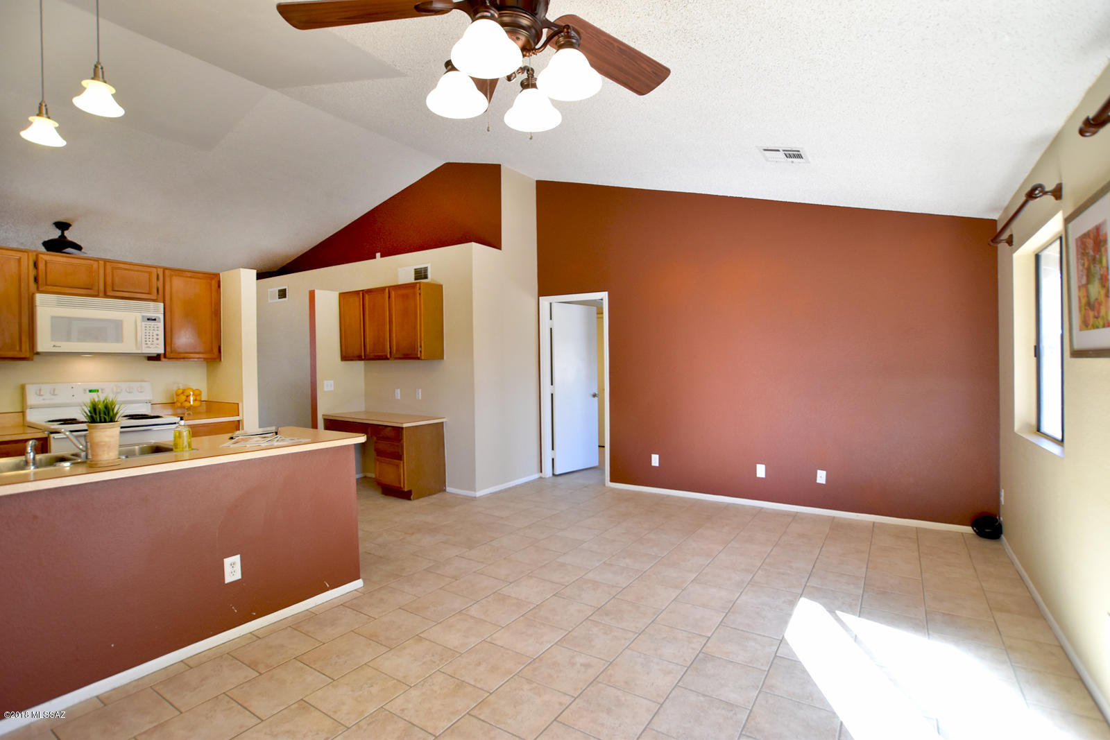 Fairway Villas (71-128) - Residential