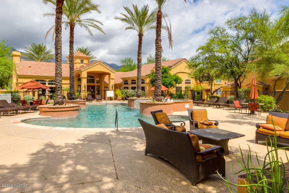 Pinnacle Canyon Condominium - Residential