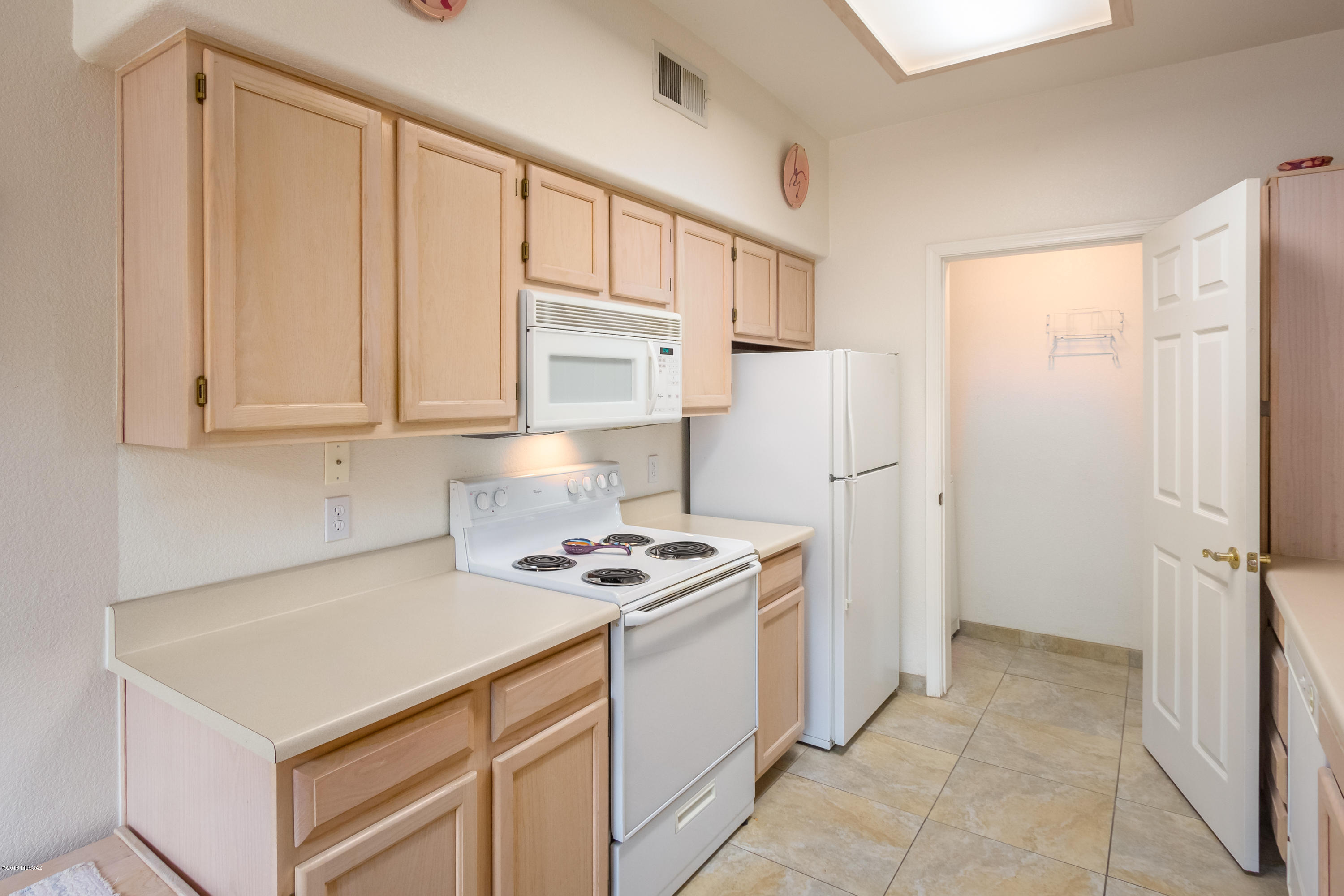 Pinnacle Canyon Condominium - Residential
