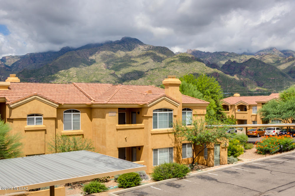 Pinnacle Canyon Condominium - Residential
