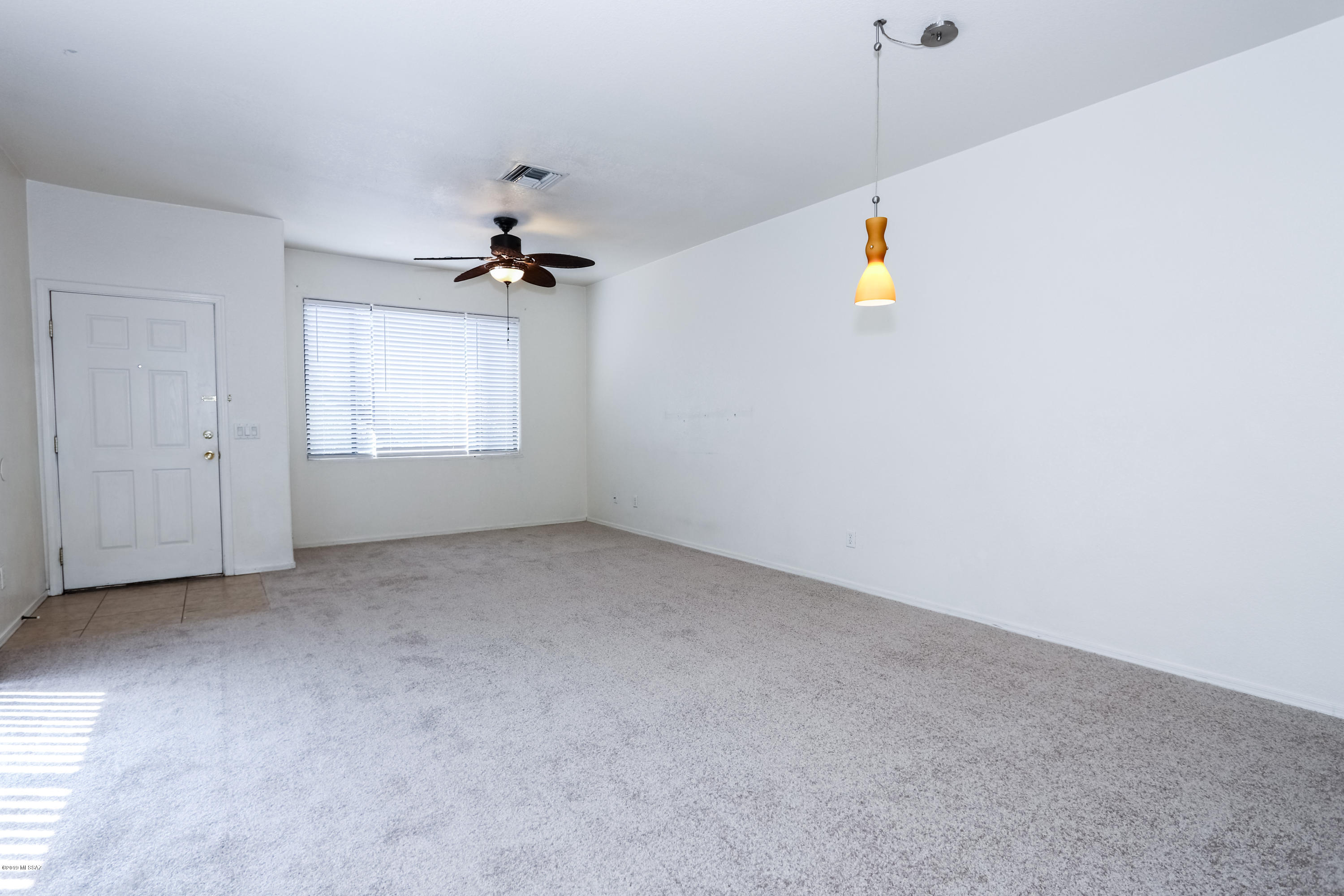 Mountain View Condos. (1-76) - Residential Lease