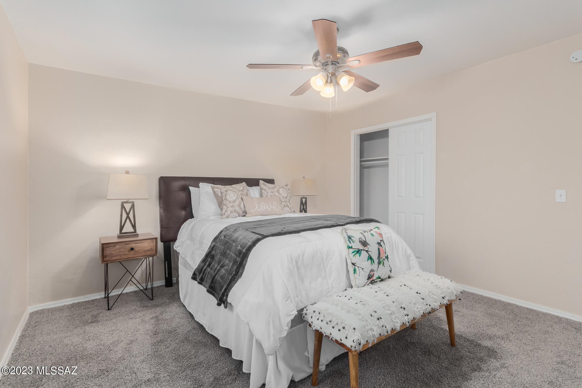 Tierra Del Sol (1-2) - Residential Lease