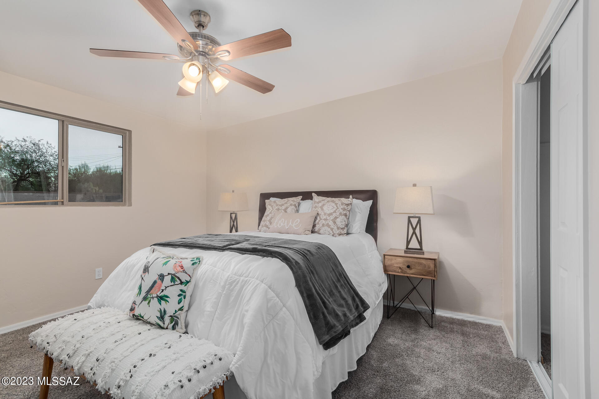 Tierra Del Sol (1-2) - Residential Lease