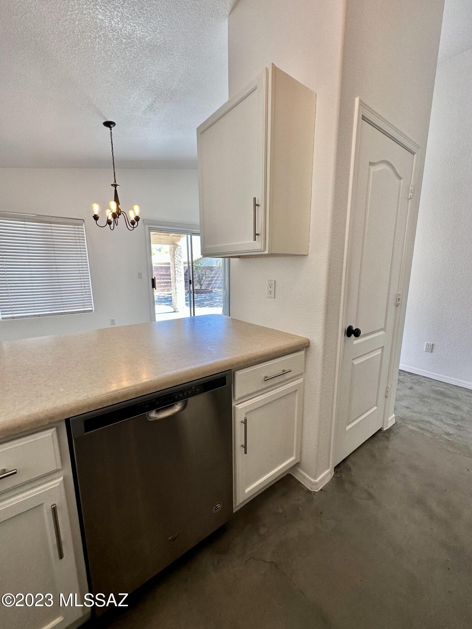 Silver Creek (1-288) - Residential Lease