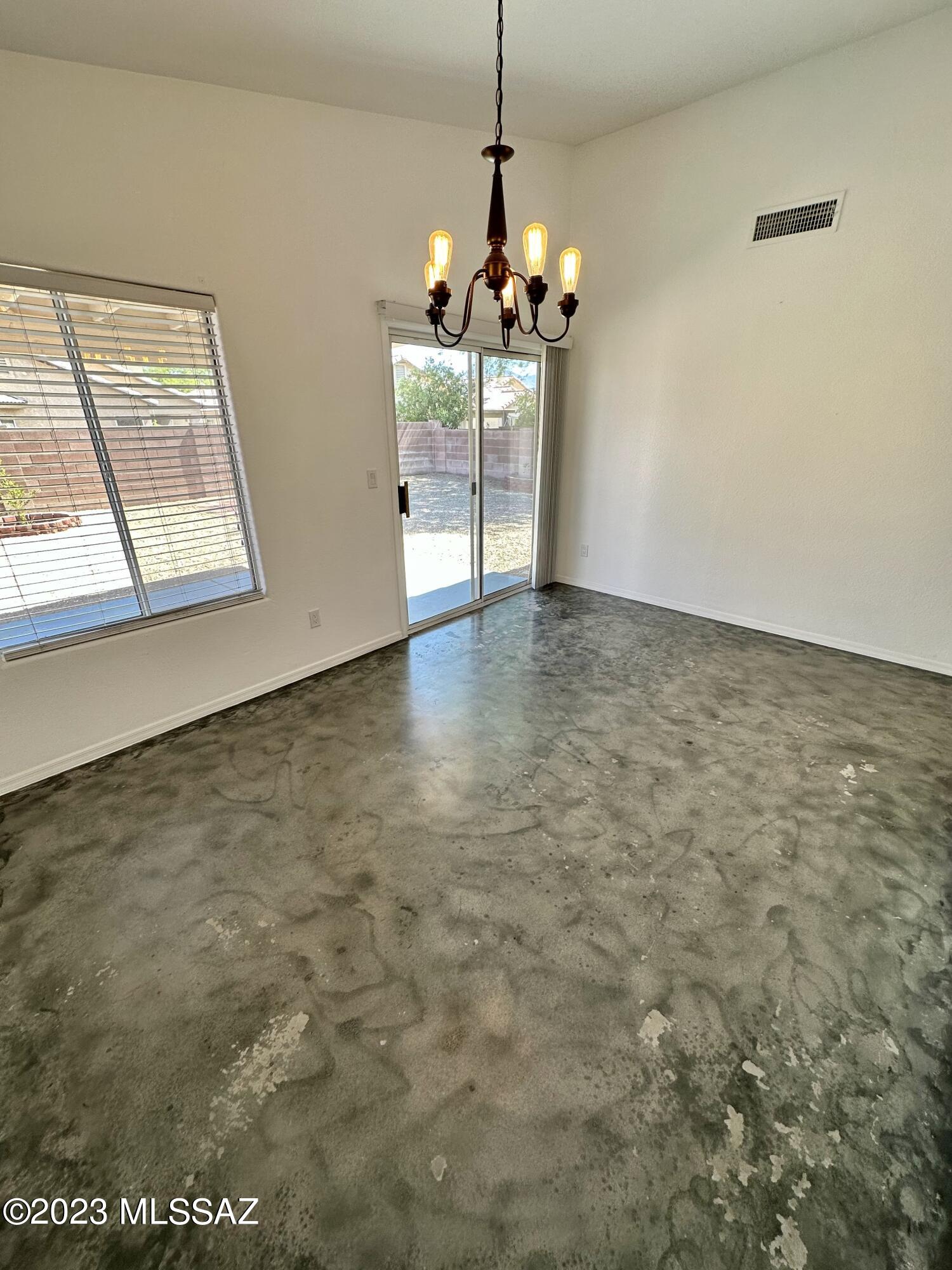 Silver Creek (1-288) - Residential Lease