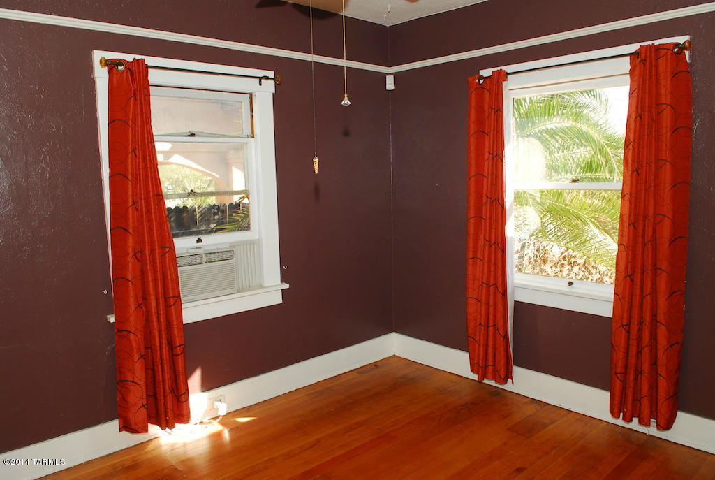 Unsubdivided - Residential Lease