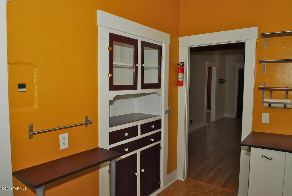 Unsubdivided - Residential Lease