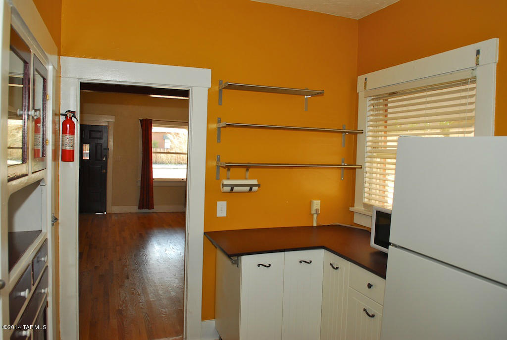 Unsubdivided - Residential Lease