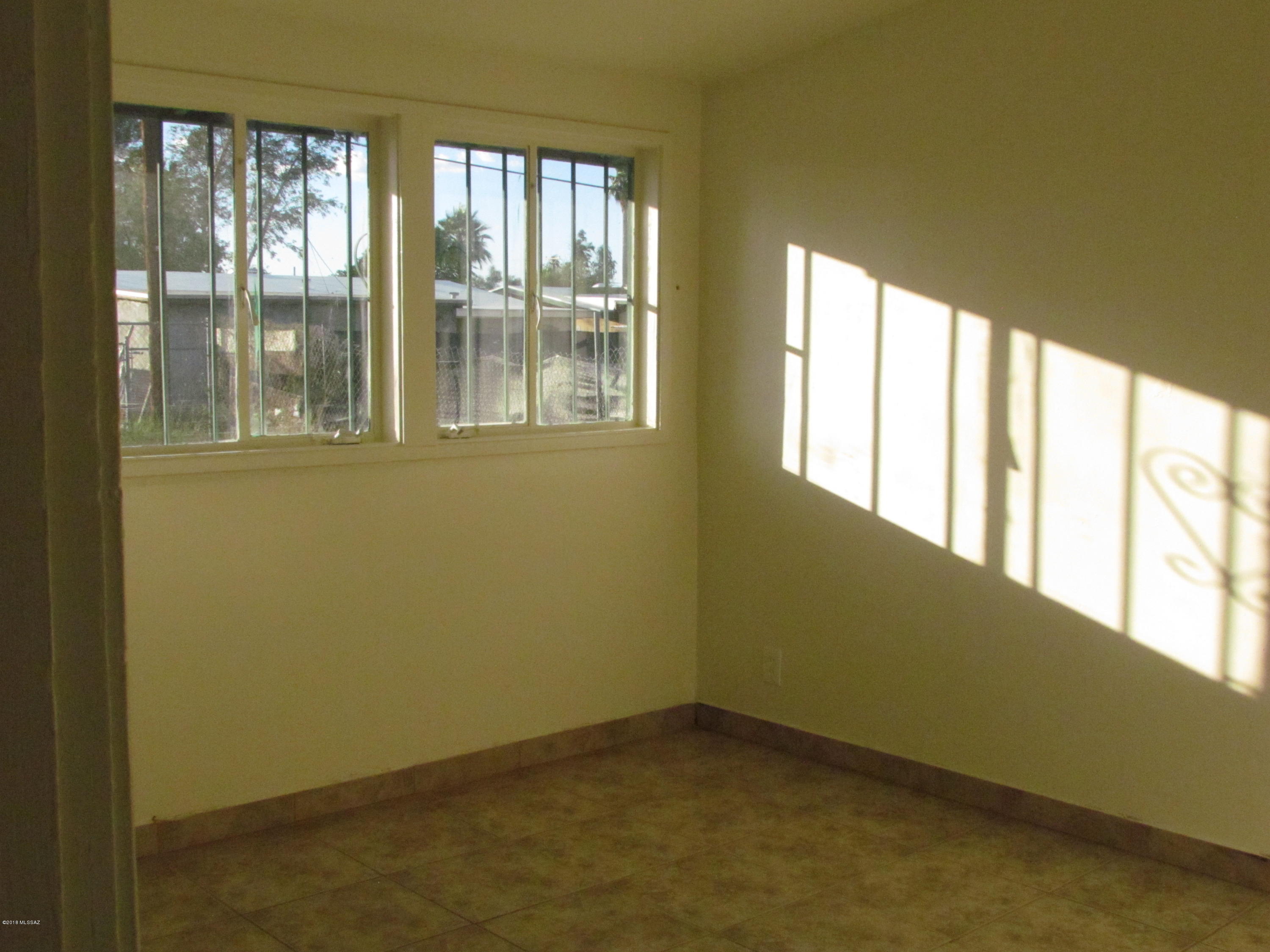 Pueblo Gardens - Residential