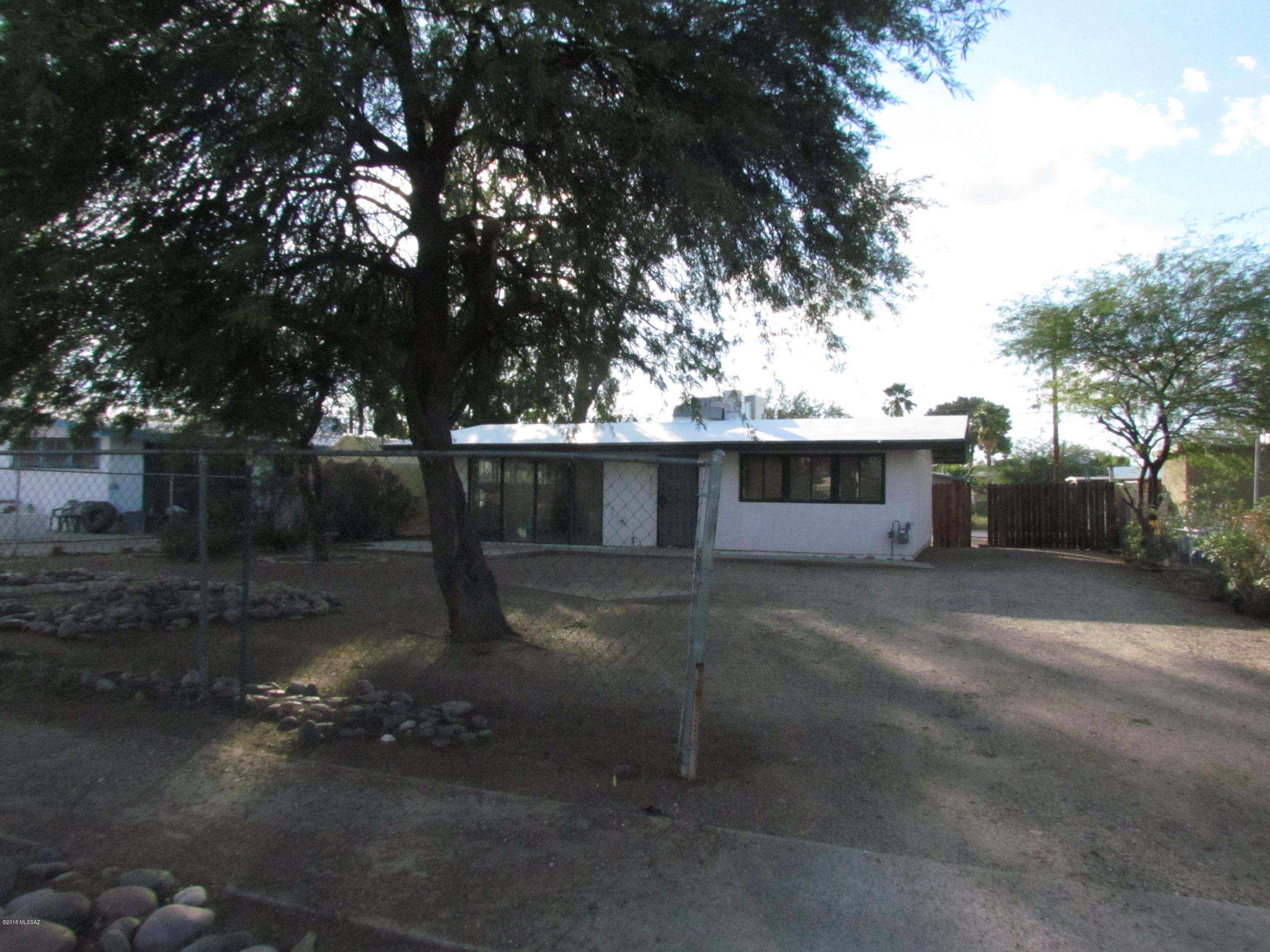 Pueblo Gardens - Residential