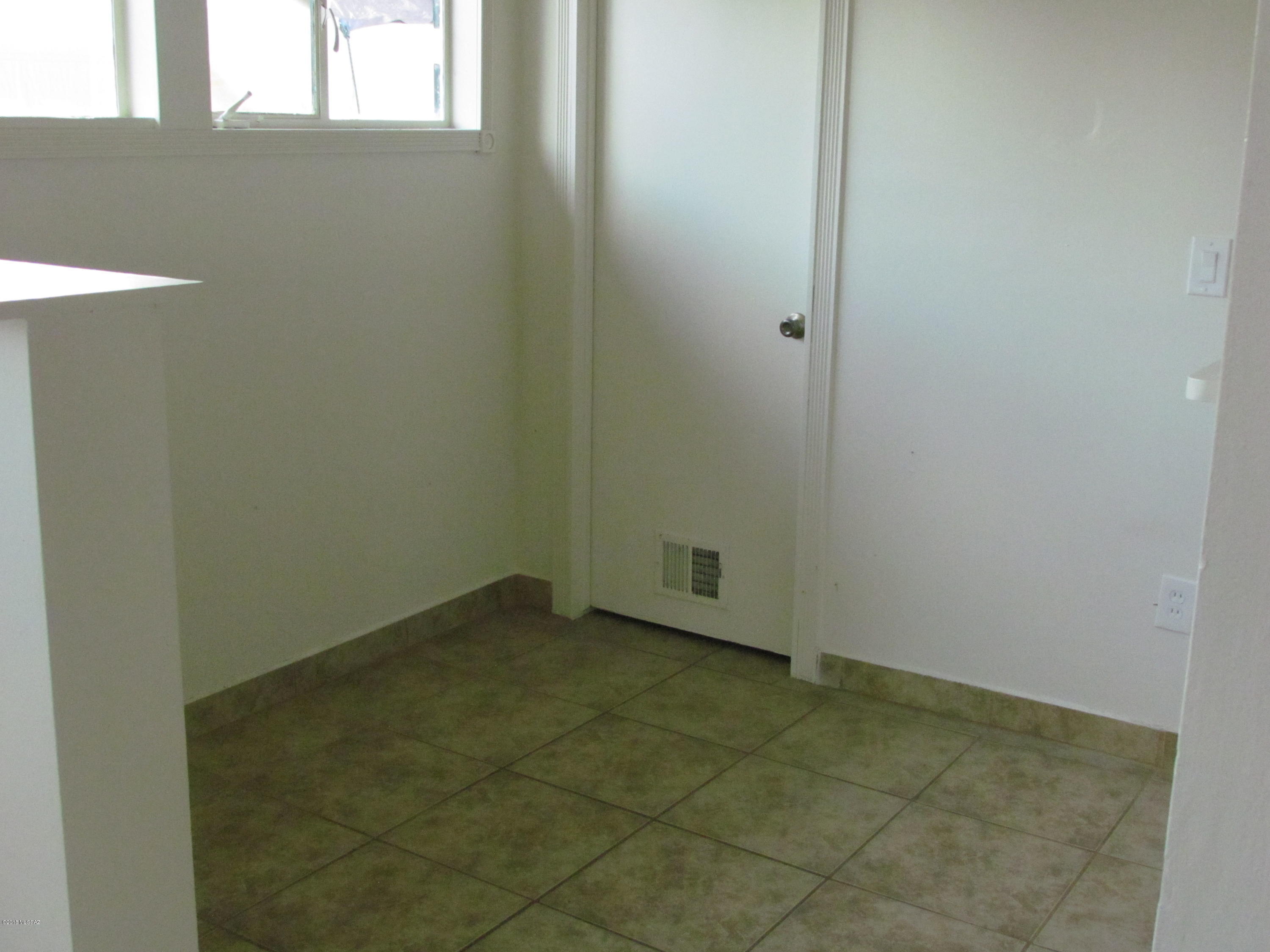 Pueblo Gardens - Residential