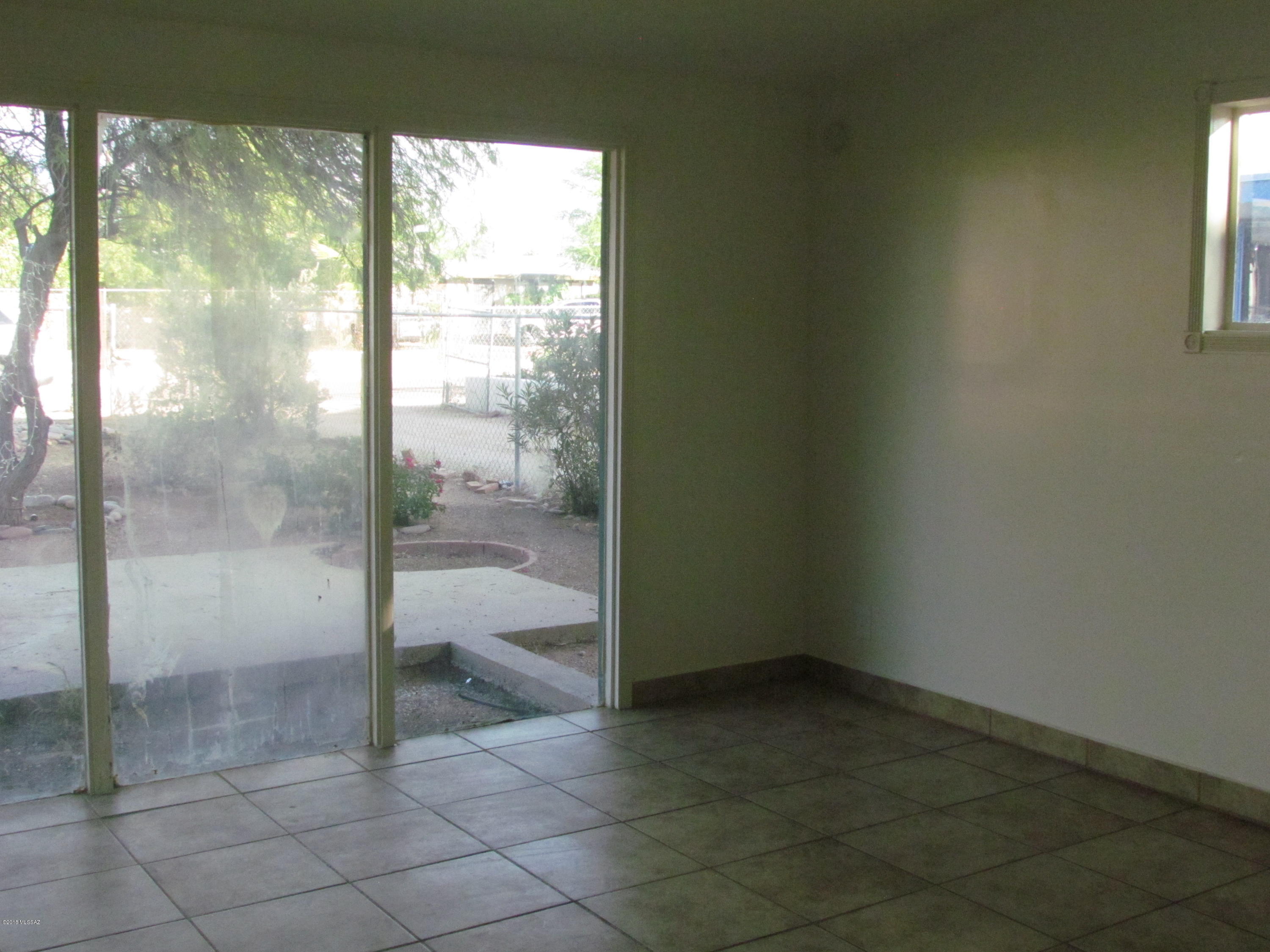 Pueblo Gardens - Residential