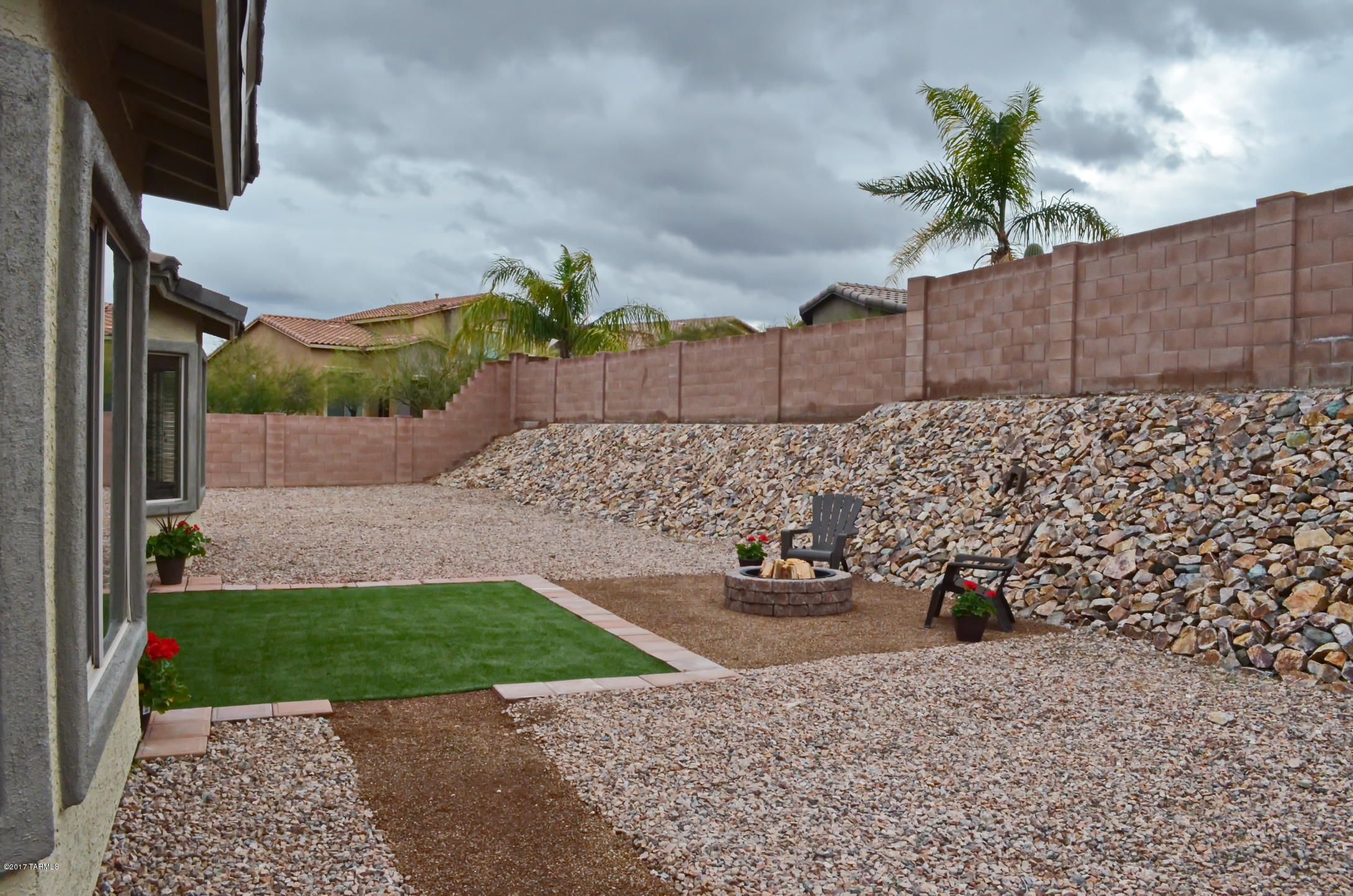 Continental Reserve Blks 17-19 (1-102) - Residential