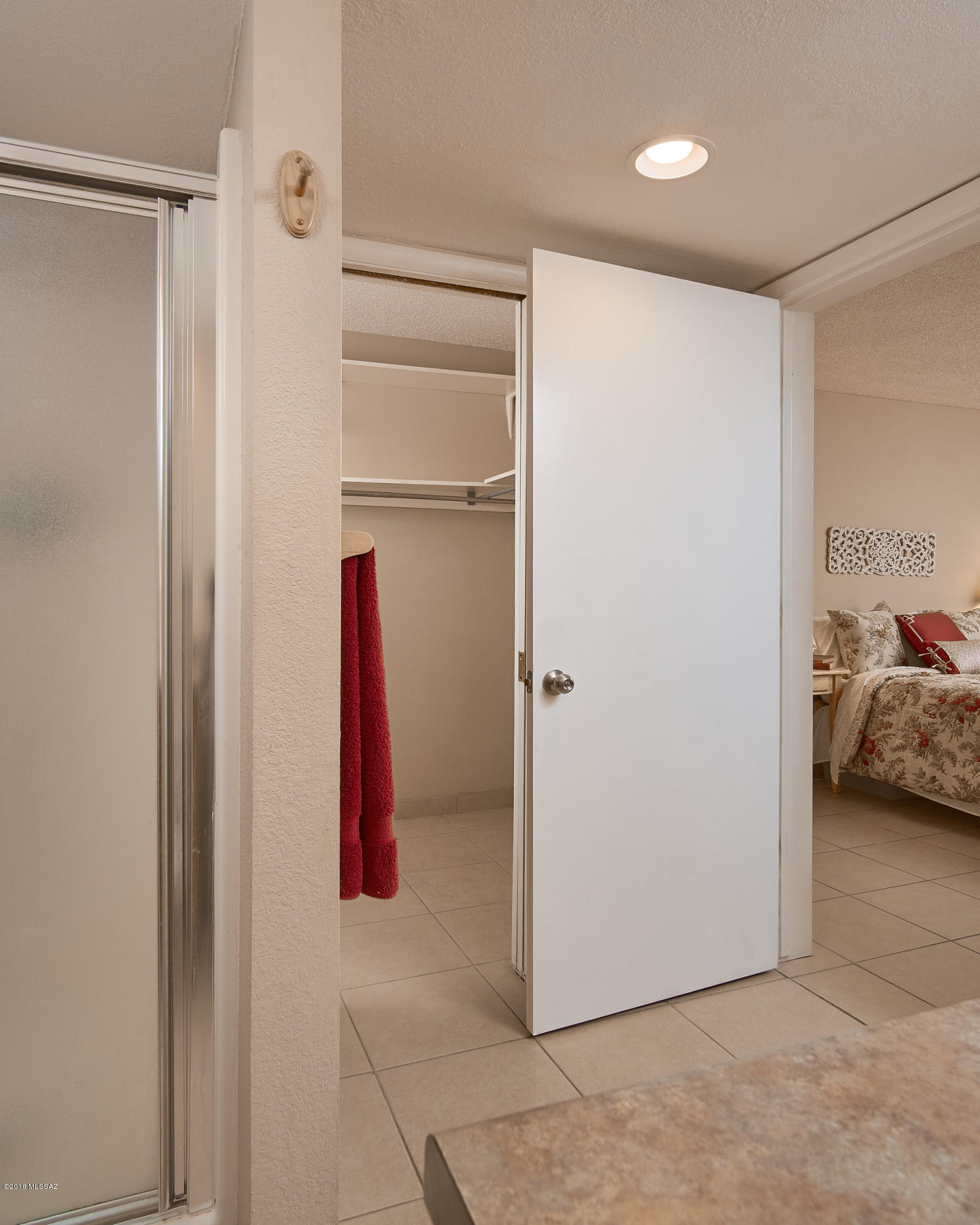 Barcelona Manor Condominiums - Residential