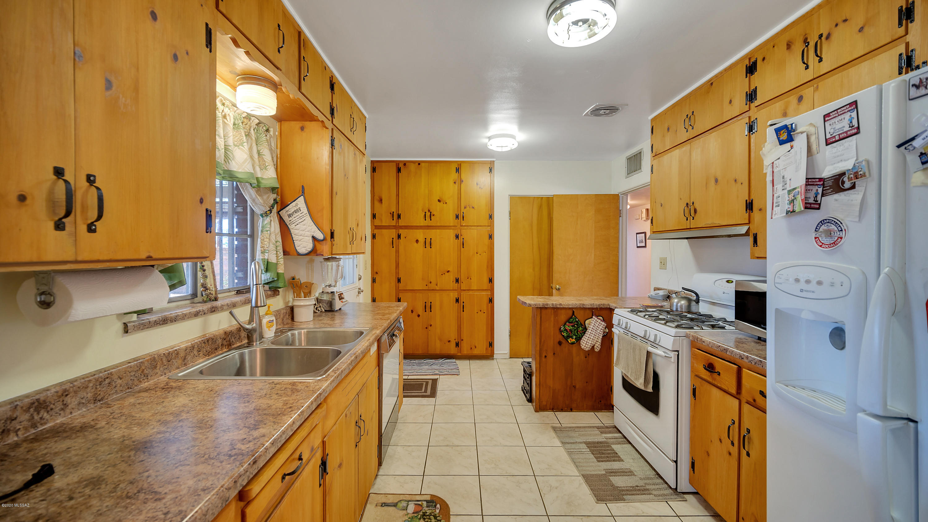 Vista Del Lago - Residential