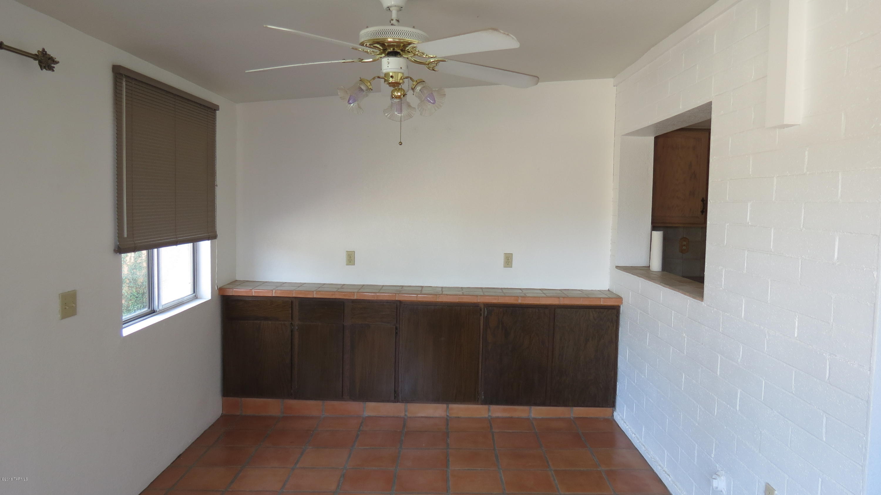 Vista Del Rio (218-290) - Residential Lease