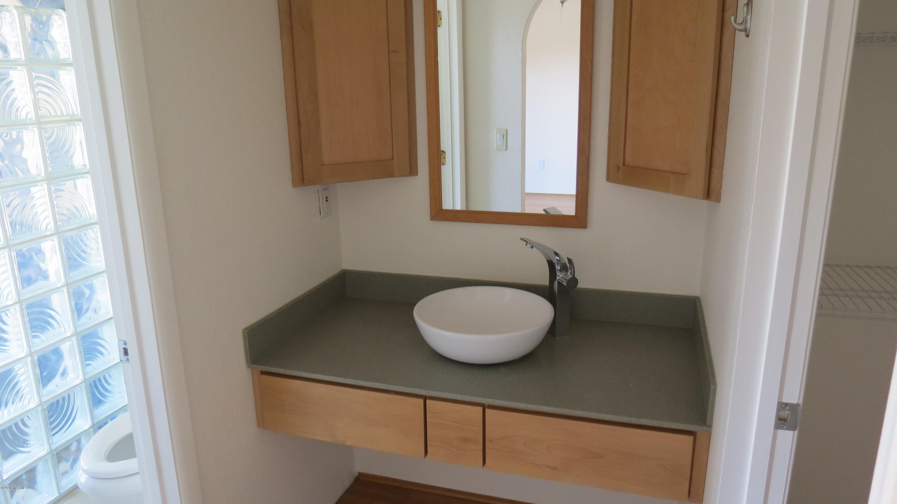 Vista Del Rio (218-290) - Residential Lease