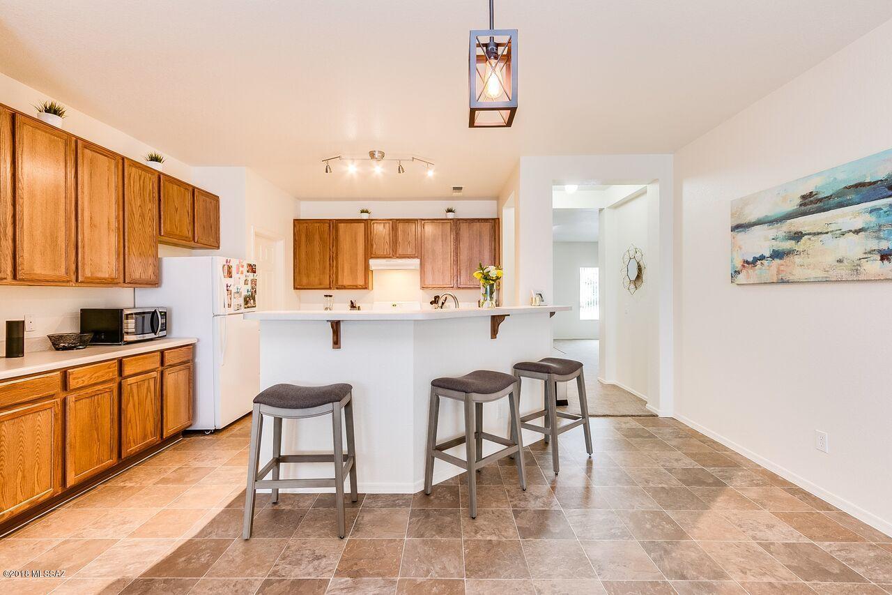 Black Horse (1-411) - Residential