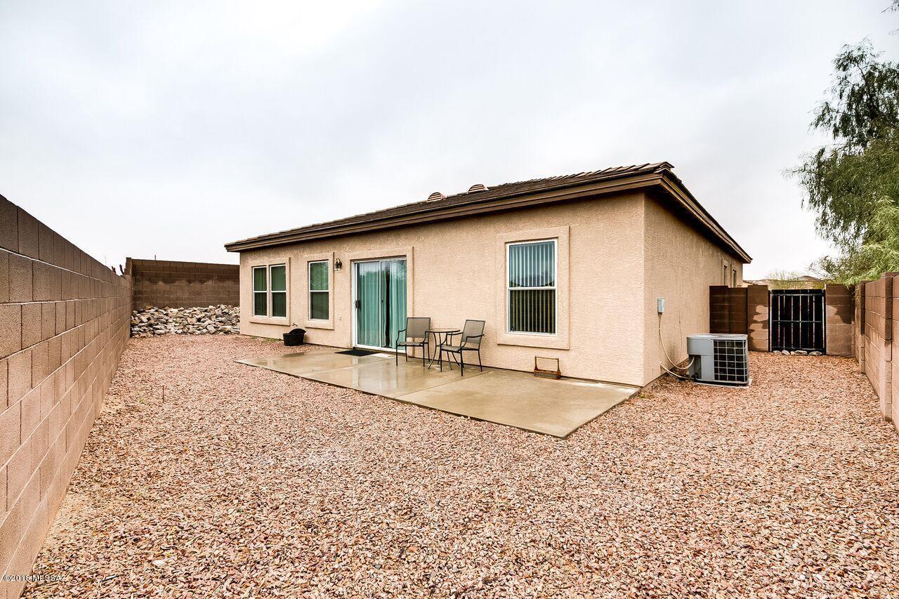 Black Horse (1-411) - Residential