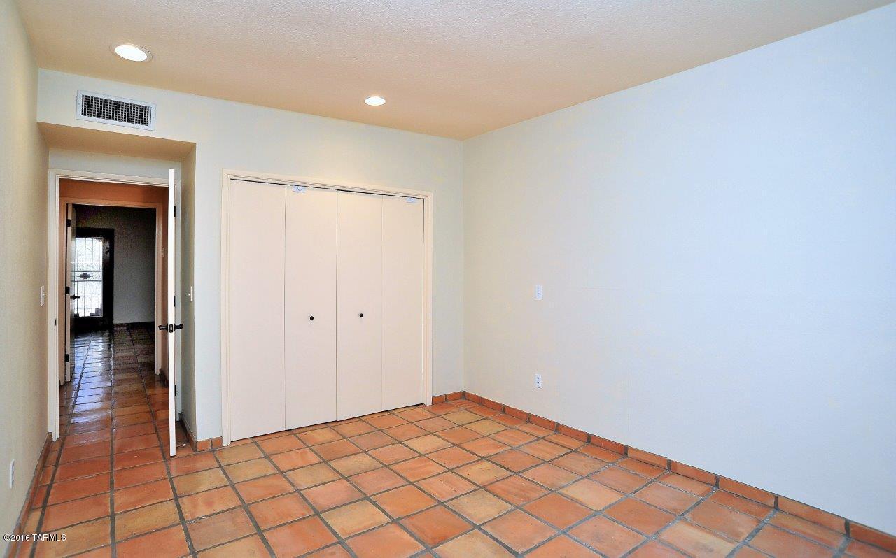 La Buena Vida Estates (1-37) - Residential