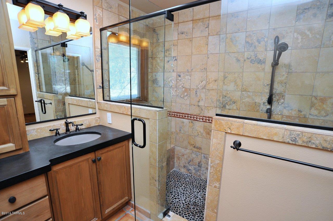 La Buena Vida Estates (1-37) - Residential