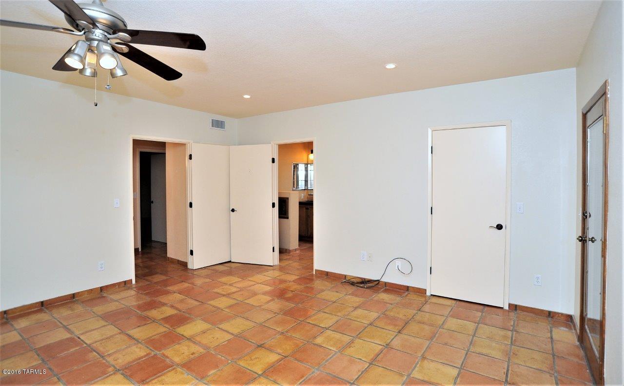 La Buena Vida Estates (1-37) - Residential