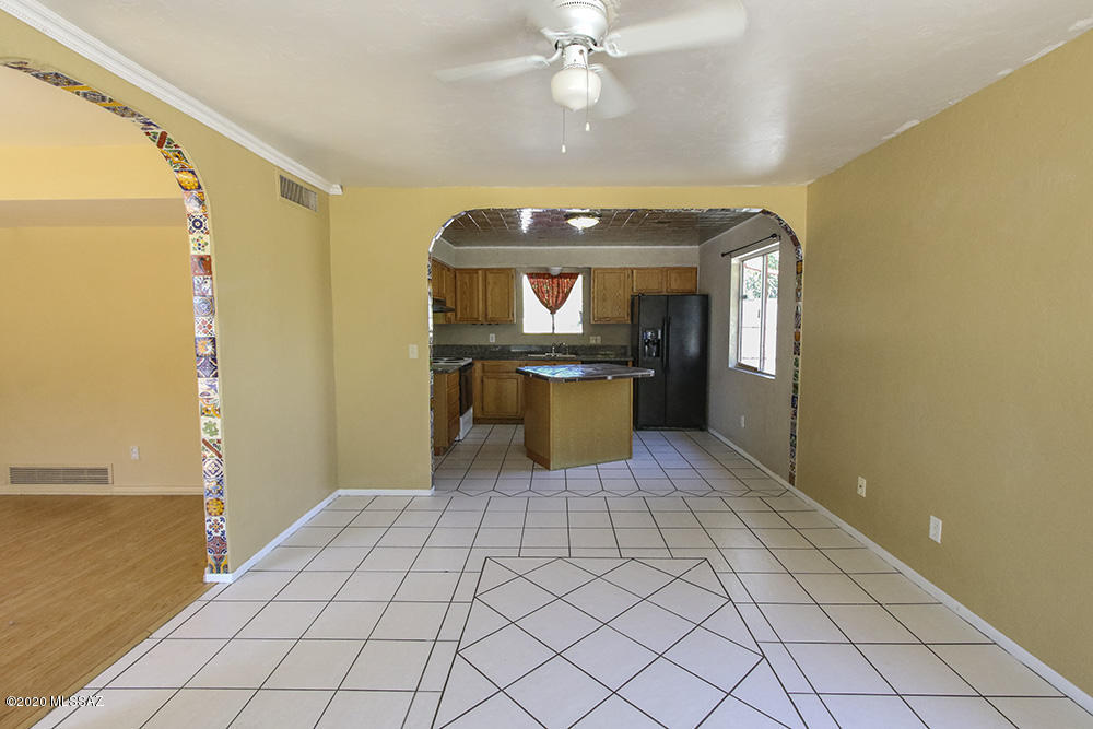 Tucson Park West NO. 2 (1-84) - Residential Lease