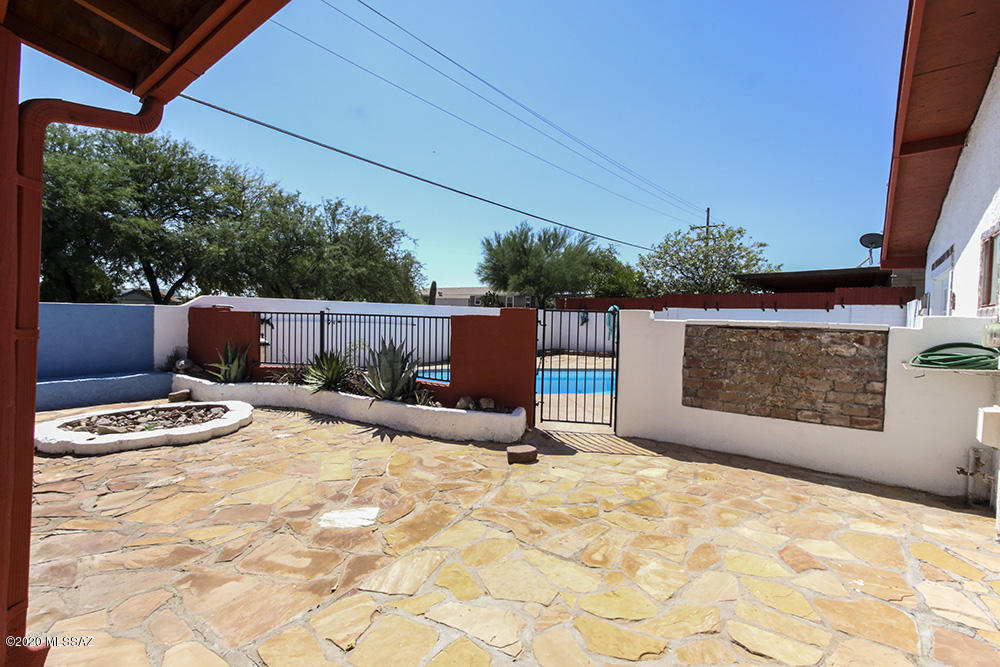 Tucson Park West NO. 2 (1-84) - Residential Lease