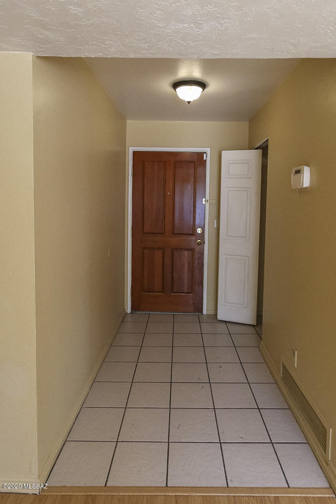 Tucson Park West NO. 2 (1-84) - Residential Lease
