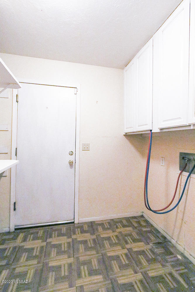 Tucson Park West NO. 2 (1-84) - Residential Lease