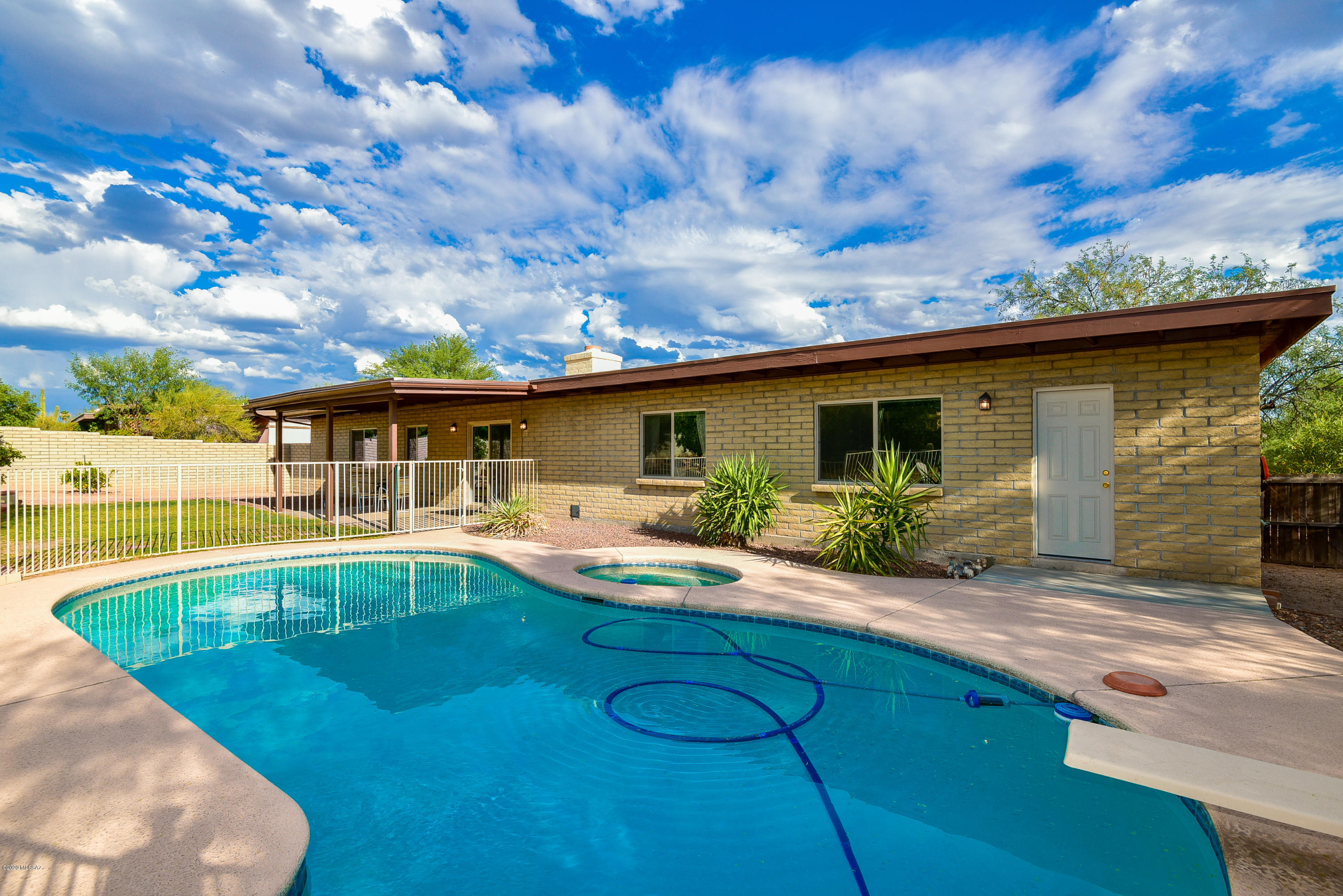 The Foothills Clusters (373-569) - Residential
