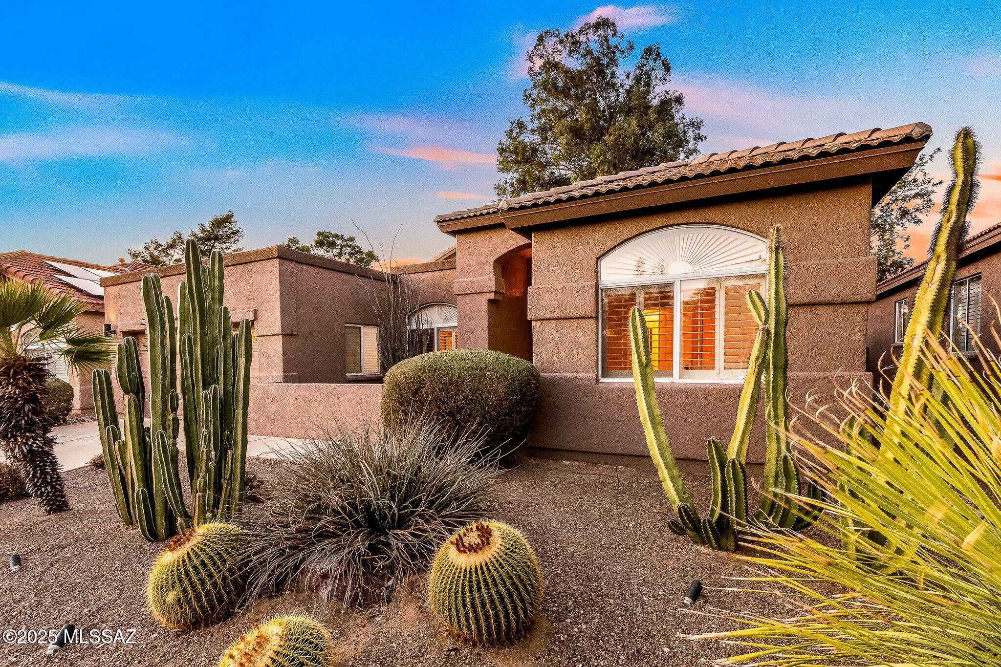 Desert Greens At Oro Valley (1-23) - Residential