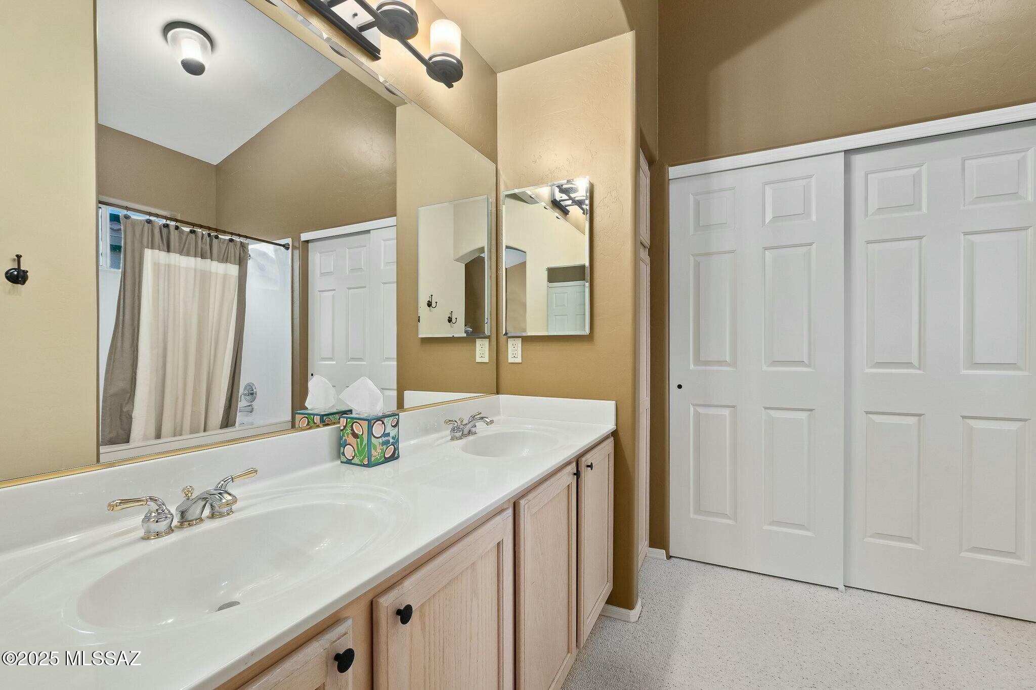 Desert Greens At Oro Valley (1-23) - Residential