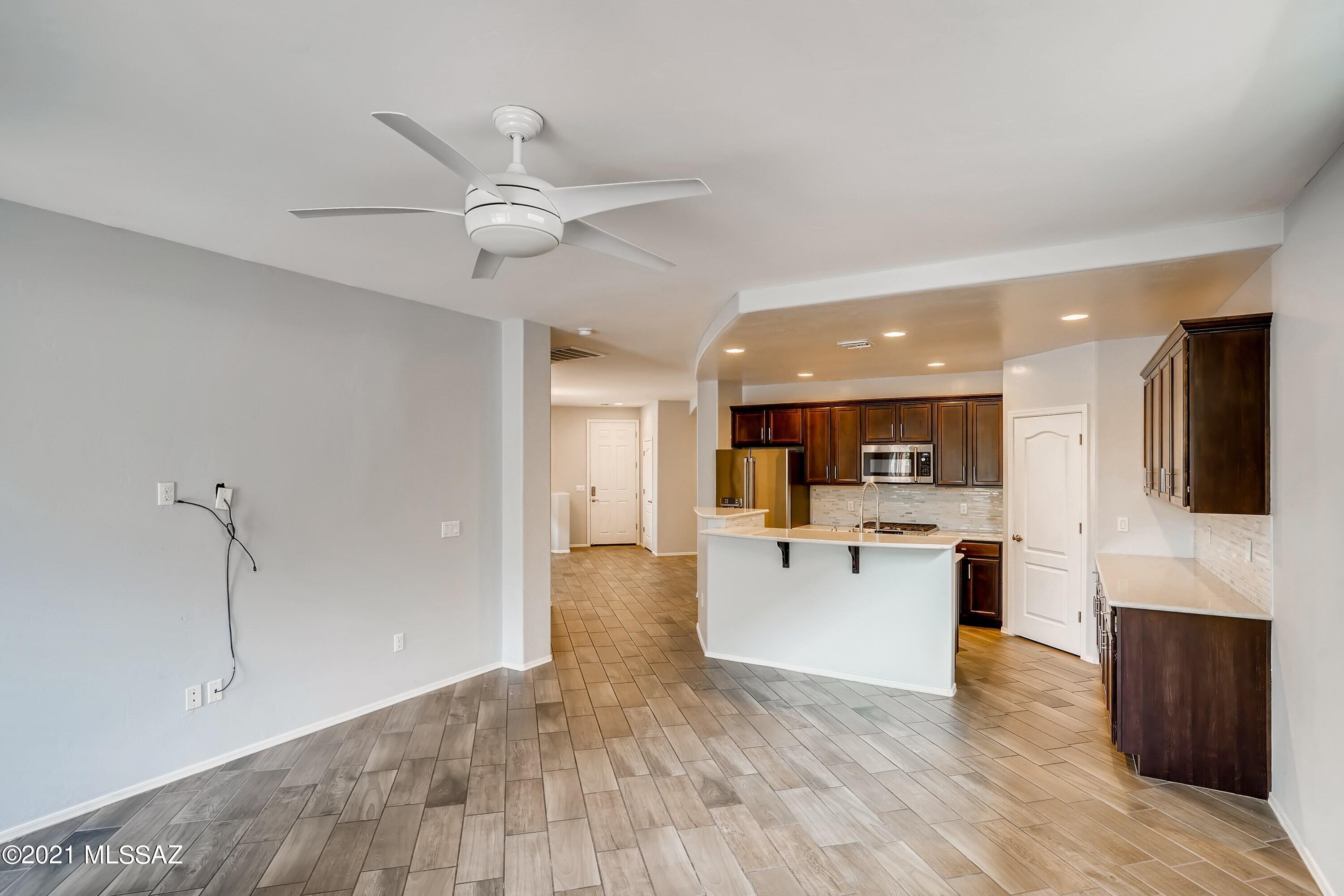 Mariposa Trail - Residential
