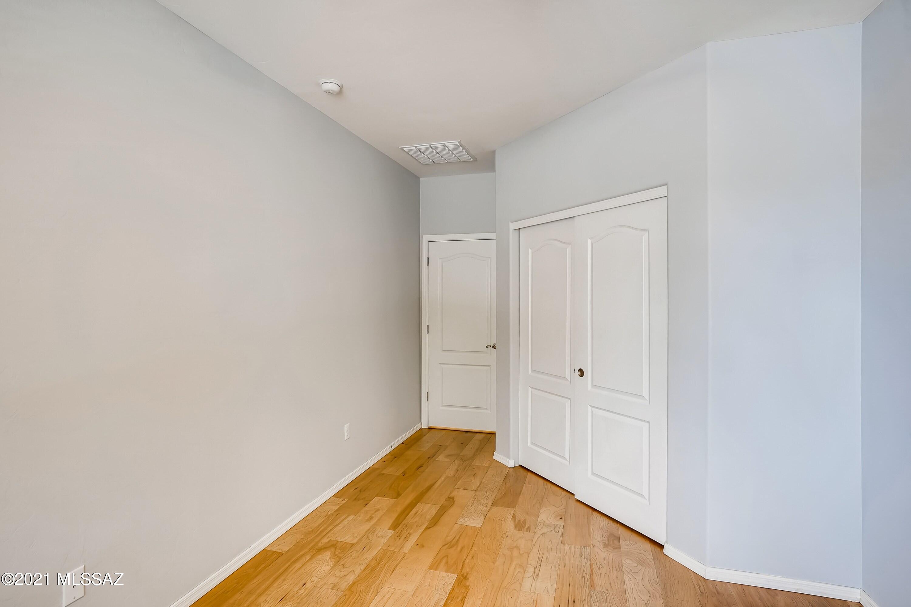 Mariposa Trail - Residential