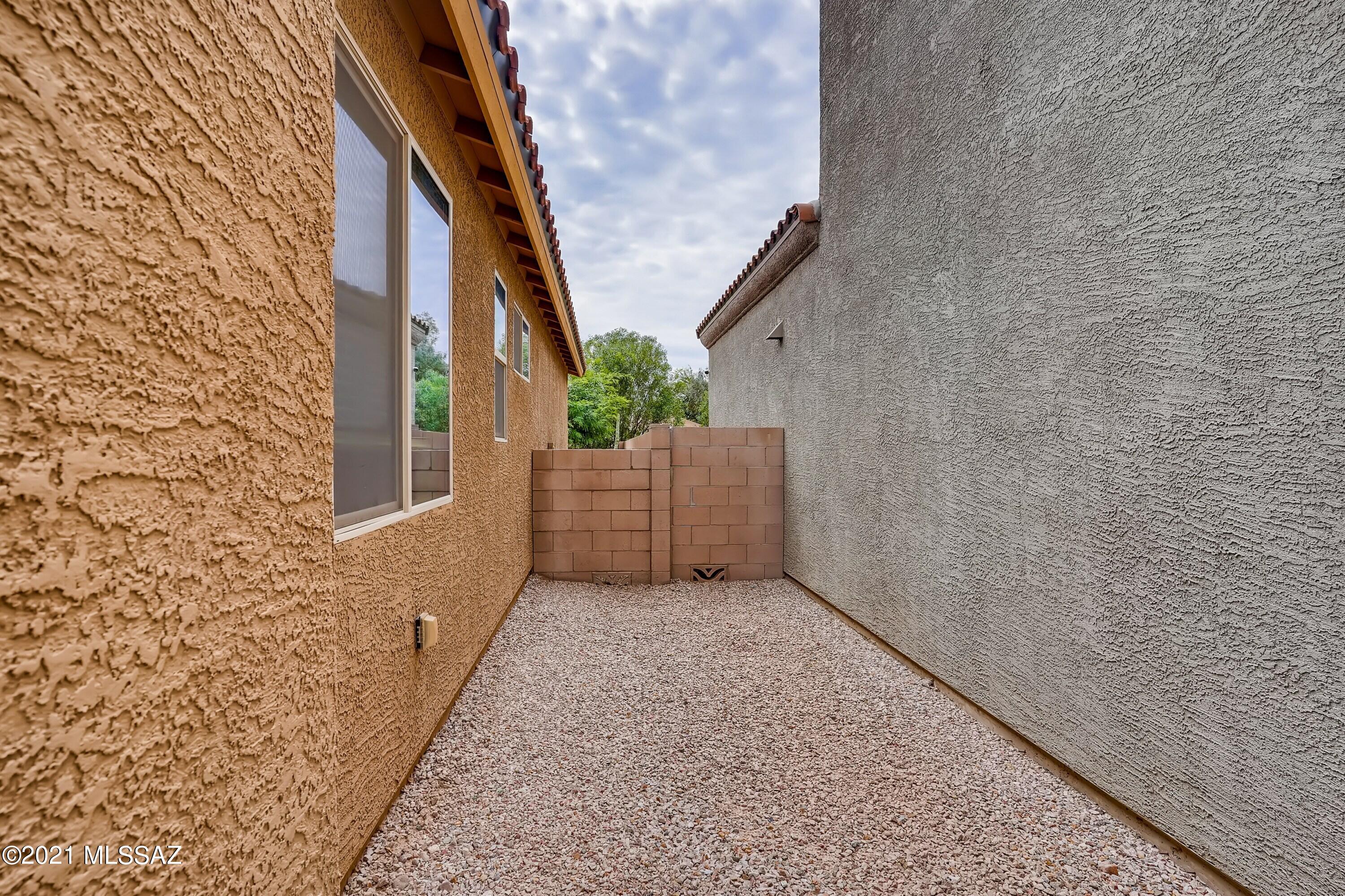 Mariposa Trail - Residential