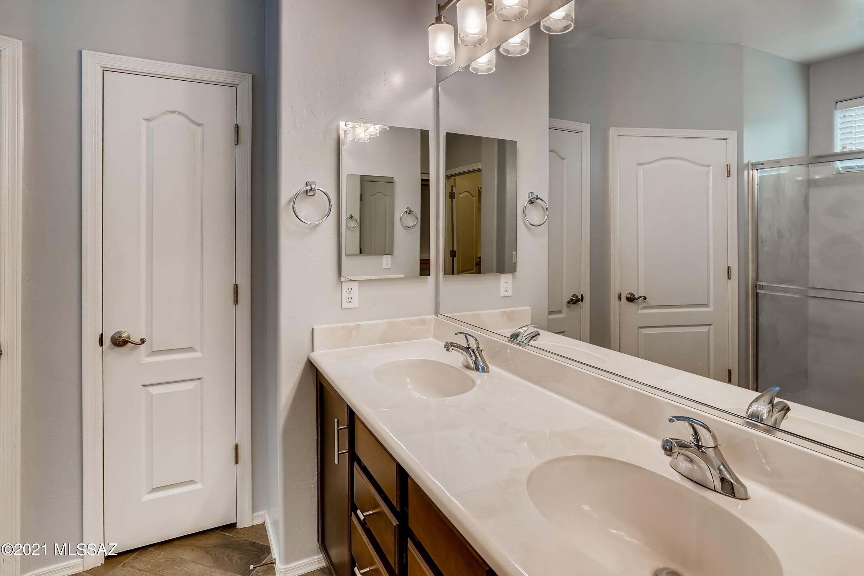 Mariposa Trail - Residential