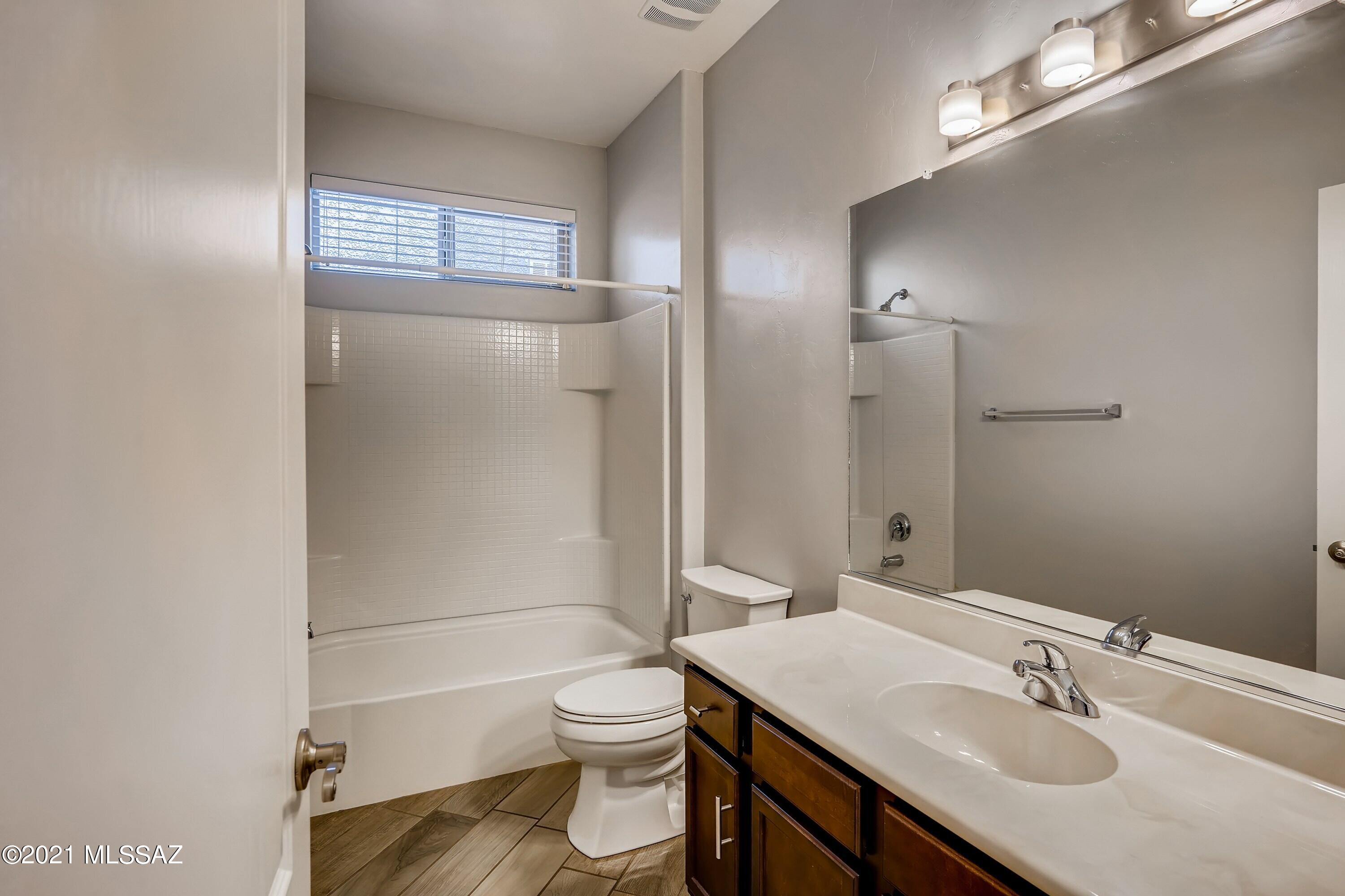 Mariposa Trail - Residential
