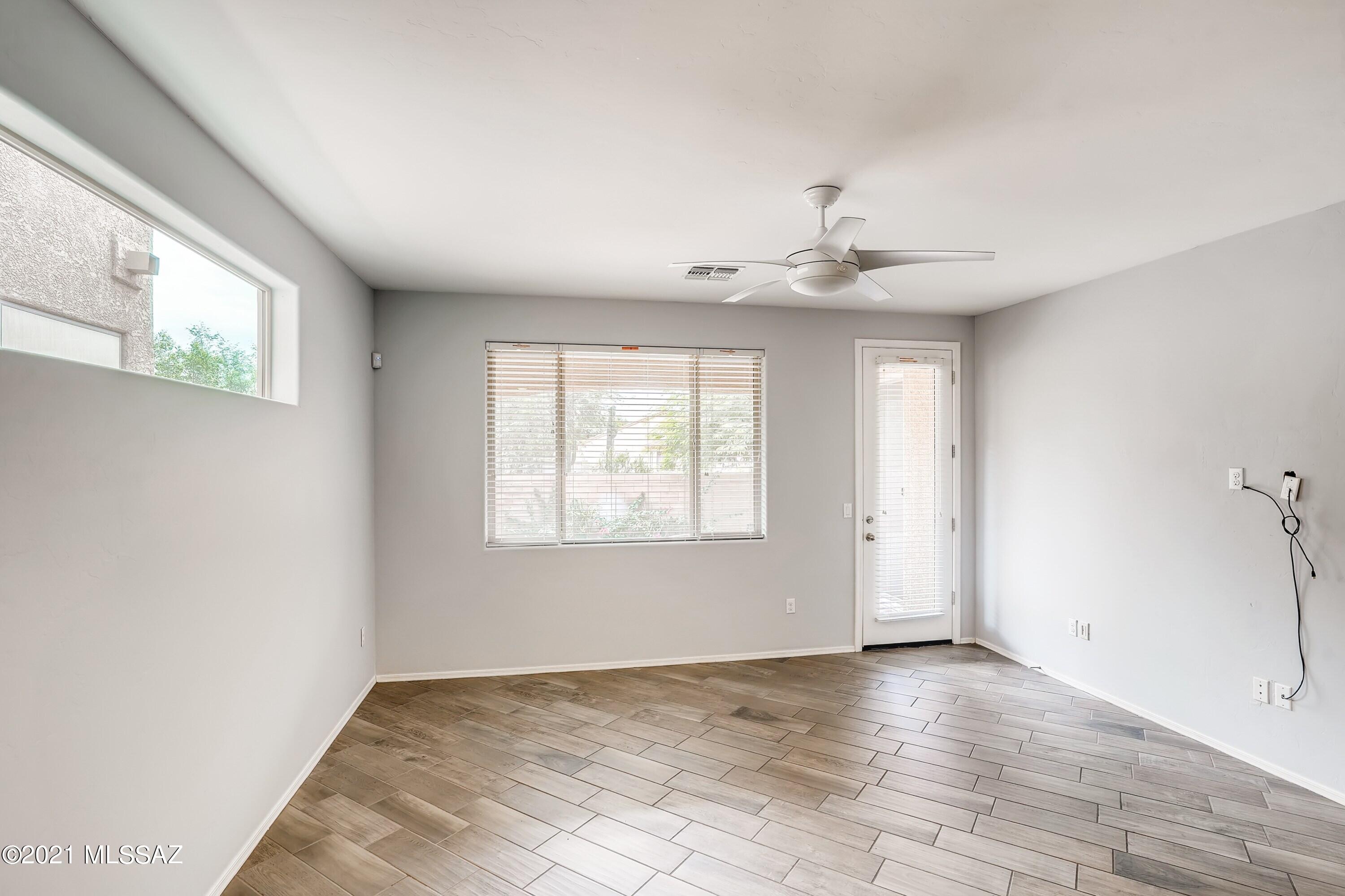 Mariposa Trail - Residential