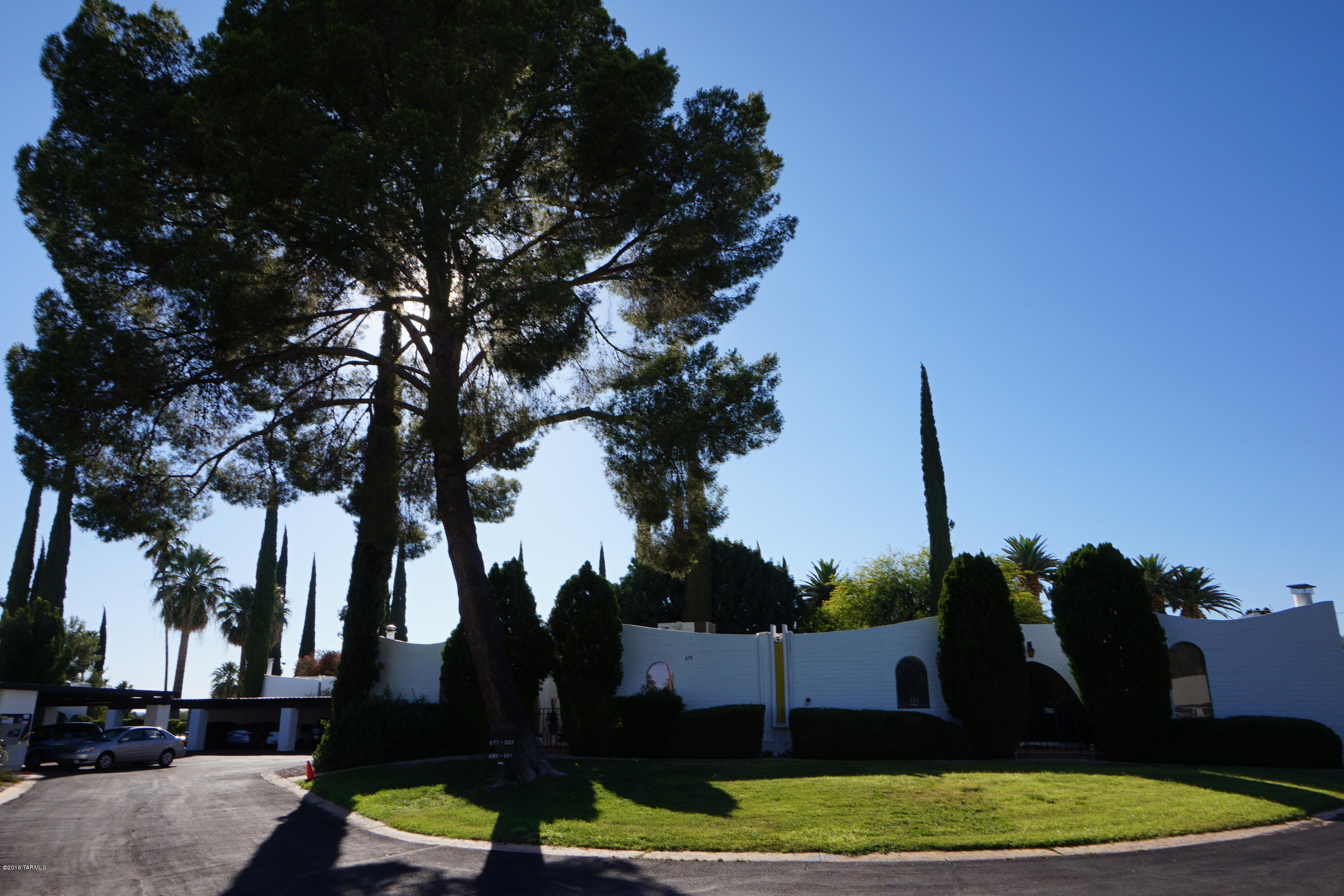 Las Lomitas (1) - Residential