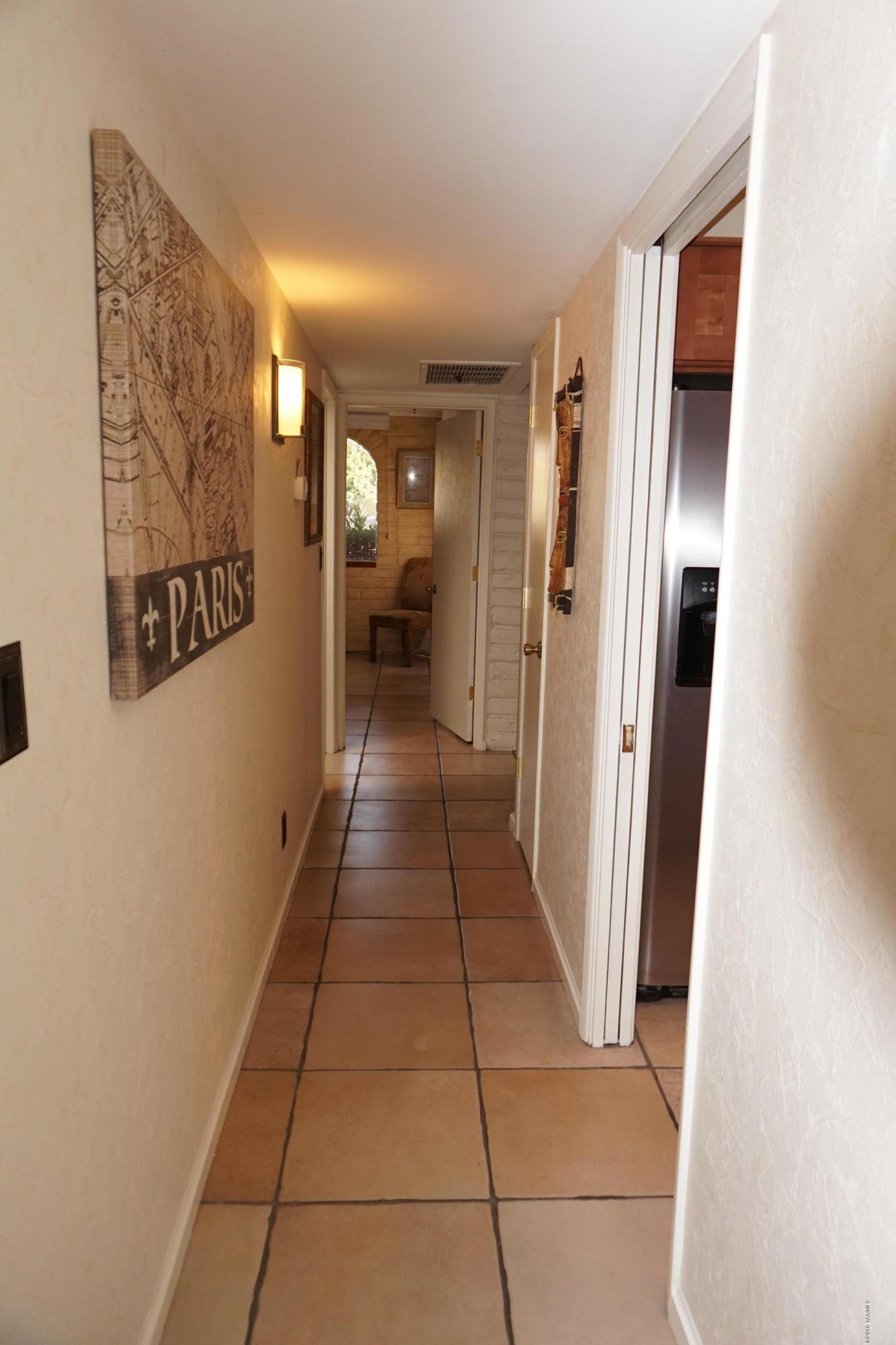Las Lomitas (1) - Residential