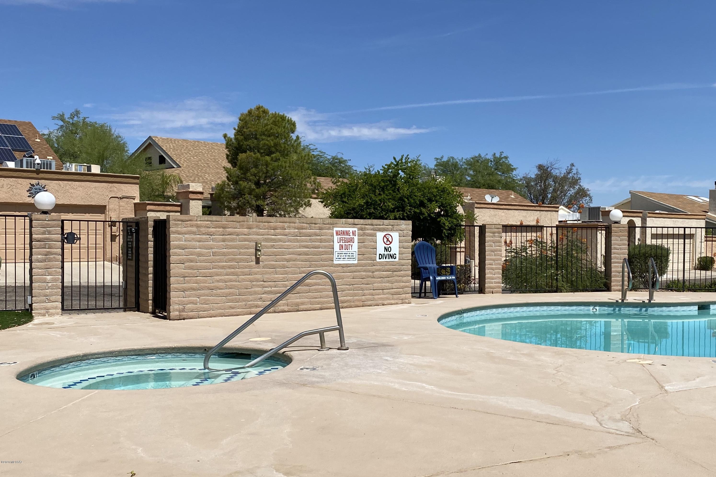Saddlewood Villas (1-102) - Residential