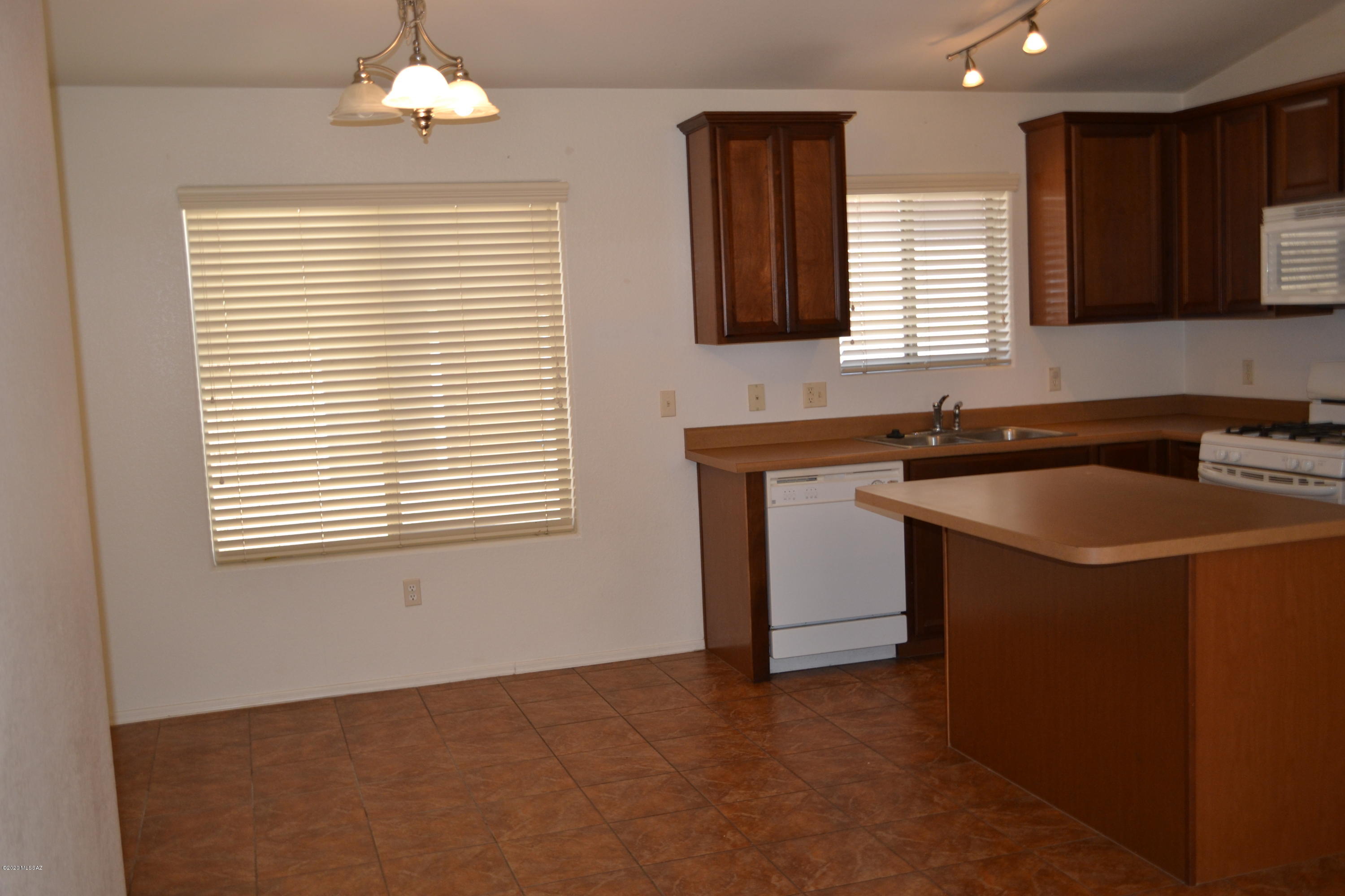 Desert Stone (1-260) - Residential Lease
