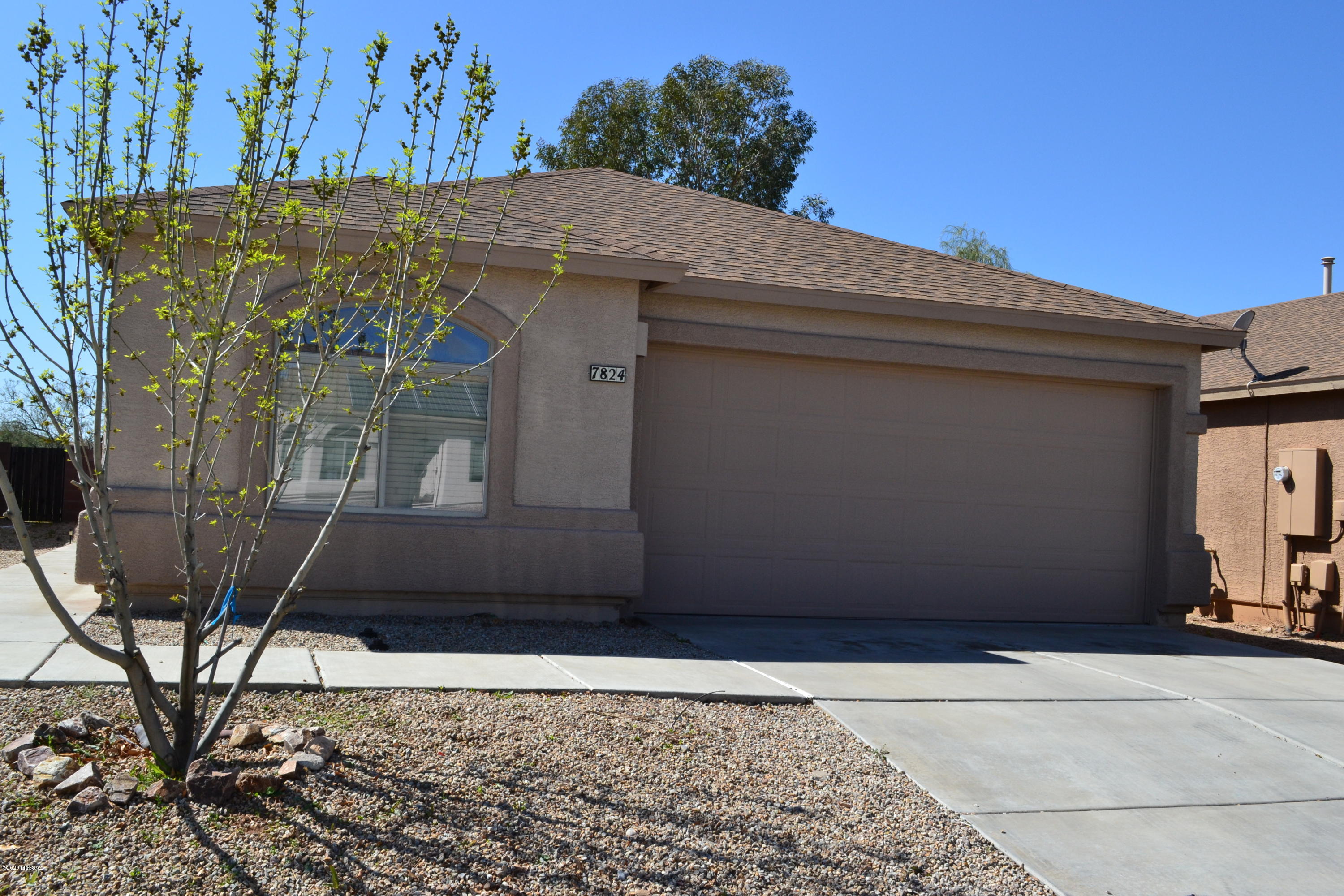 Desert Stone (1-260) - Residential Lease