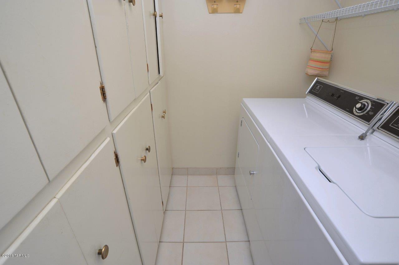 Eastern Hills (13-15) Blk 6. (1-14) Blk 7 - Residential