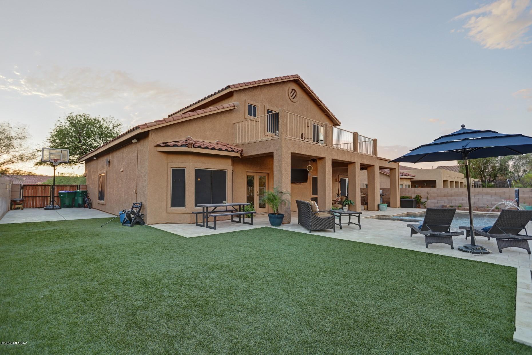 Continental Reserve Blk. 15 (1-66) - Residential