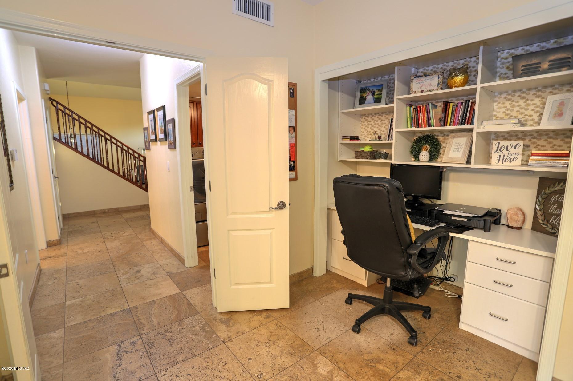 Continental Reserve Blk. 15 (1-66) - Residential