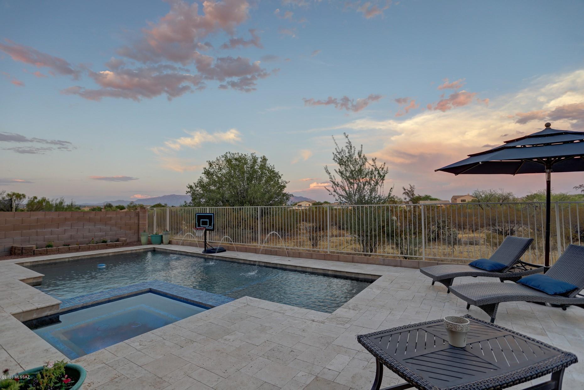 Continental Reserve Blk. 15 (1-66) - Residential