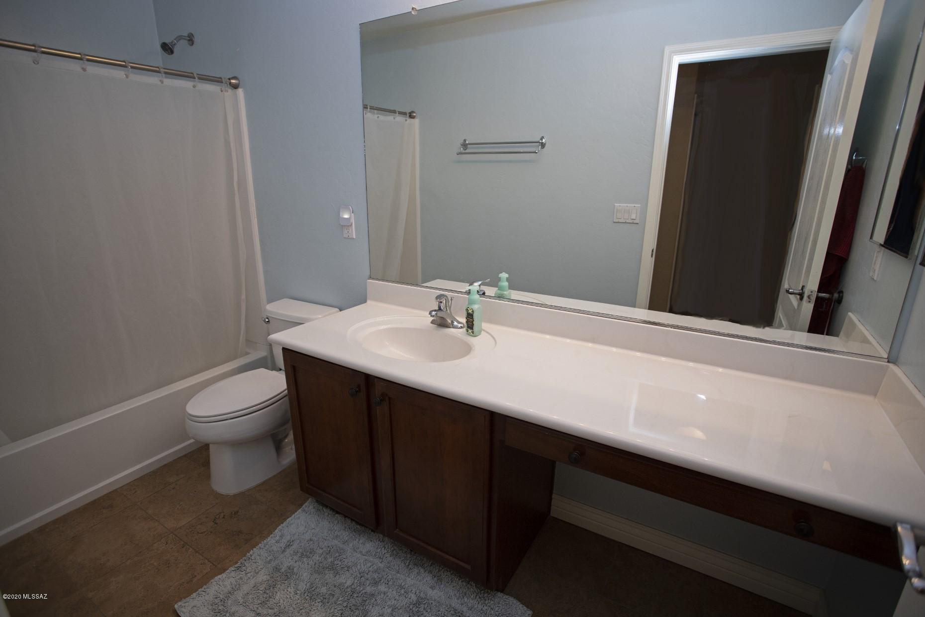 Continental Reserve Blk. 15 (1-66) - Residential