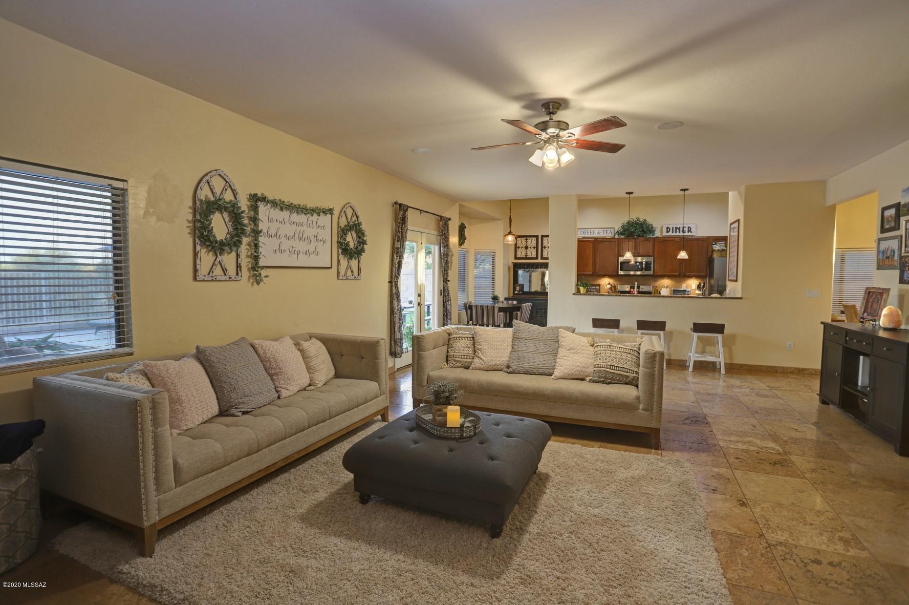 Continental Reserve Blk. 15 (1-66) - Residential